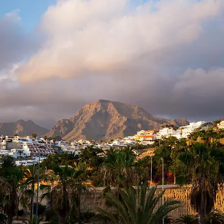 Luxury Borinquen With Parking And Swimming Pool * بلايا ذي لاس أميريكاس